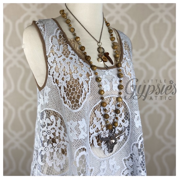 Ryu Layer Everything Crochet Top - Picture 5 of 16